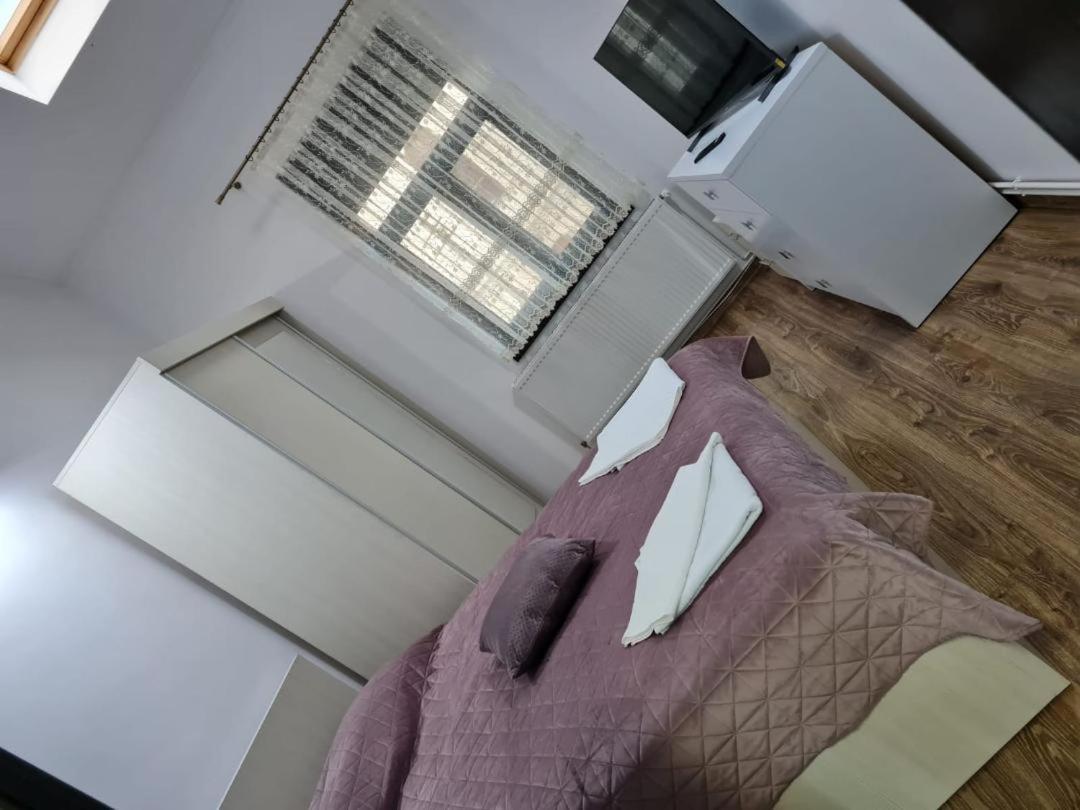 Apartment La Cetate *